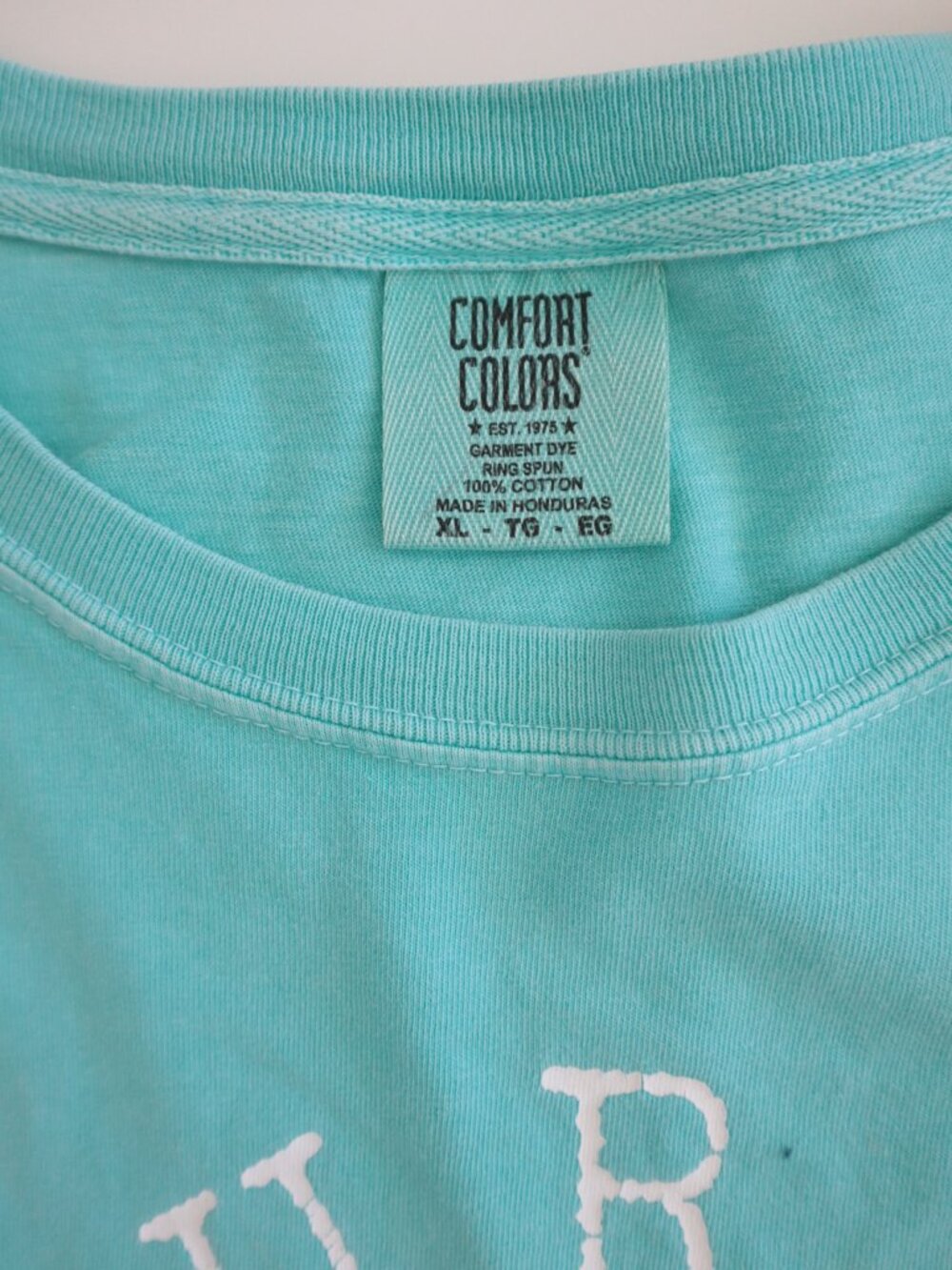 Comfort Colors Turks & Caicos Surfer Skeleton Hand Tee | XL - Picture 2 of 5